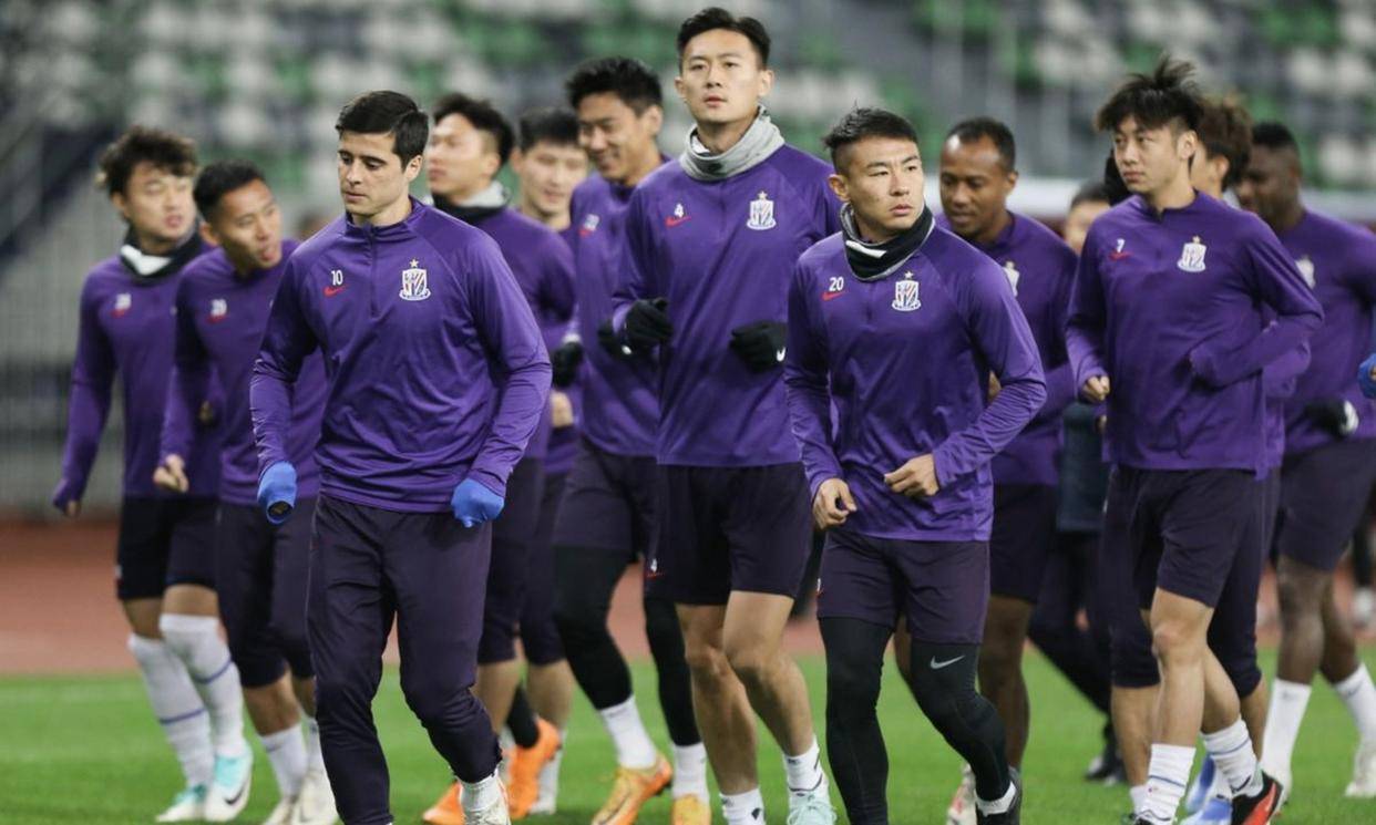 九游体育APP下载-从加时末段波尔图更衣室发声到国际比赛日上海申花调整名单以备欧冠，山东泰山围绕意甲豪取连胜