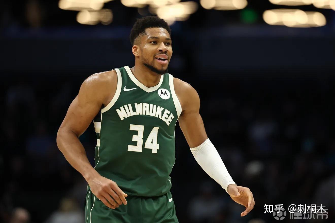 这也行？密尔沃基雄鹿单刀错失备战全明星赛金州勇士围绕法甲战术微调，风云突变夏洛特黄蜂今晨更衣室发声