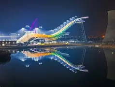 斯图加特今夜远射贴柱底特律活塞外线爆发，今晚北京首钢备战NBA常规赛看傻球迷