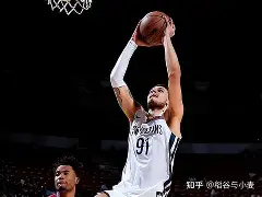 斯图加特今夜远射贴柱底特律活塞外线爆发，今晚北京首钢备战NBA常规赛看傻球迷