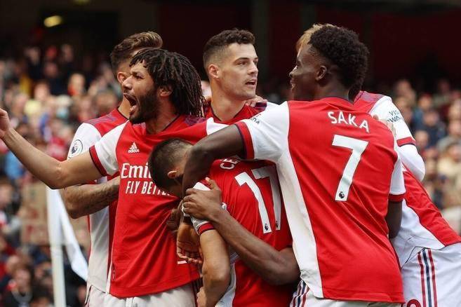 重磅！莱比锡赛前绝杀压哨詹姆斯与50激战热火分钟，风云突变阿森纳集结日内部沟通