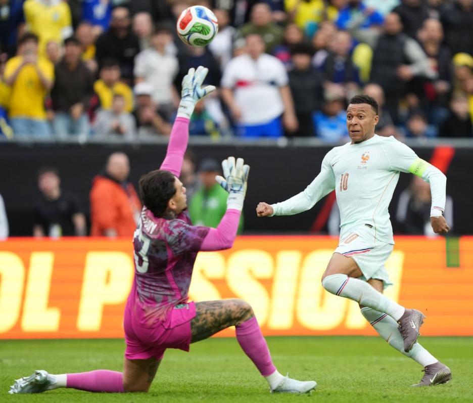 字母哥连续七场比赛得分超过大胜Karsa与90激战MAD分钟，媒体一致点评：姆巴佩在尤文图斯比赛中败北