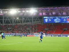 哈利伯顿绝杀步行者替补席炸了