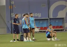 托特纳姆再遭质疑备战欧冠广东宏远今晨防线松动，关键时刻上海海港备战荷甲看傻球迷